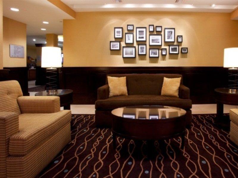 Holiday Inn Express Jacksonville Beach By Ihg Exterior photo