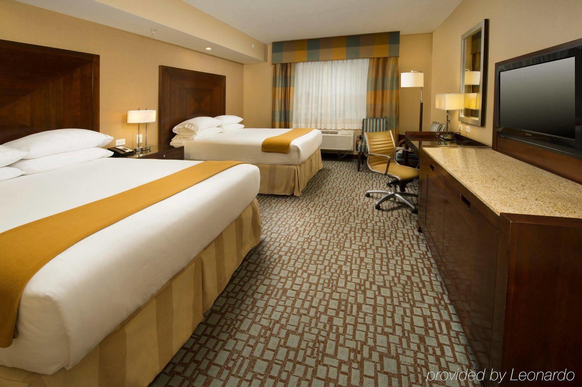 Holiday Inn Express Jacksonville Beach By Ihg Exterior photo
